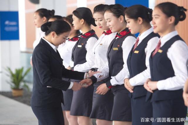 礼行天下，仪展风采——职业介绍服务中的礼仪之道